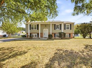 7341 Tinkerview Rd, Roanoke, VA 24019