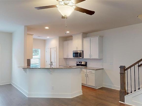 4th image of 6328 Scudders Dr