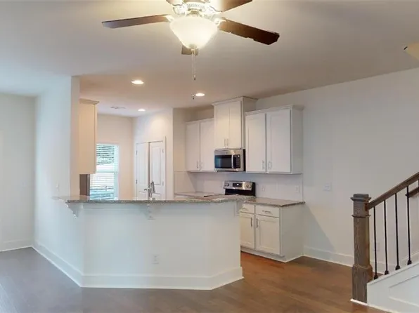 6328 Scudders Dr, Lithonia, GA 30058