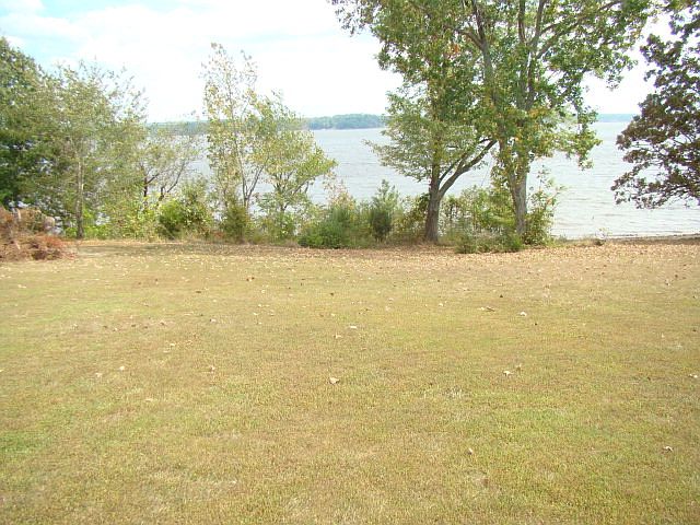 2nd image of 130 Lakeside Estates Rd