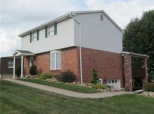 113 Cortland Dr, New Stanton, PA 15672