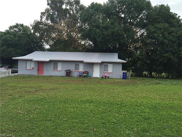 1st image of 1060/1062 Laurel Dr