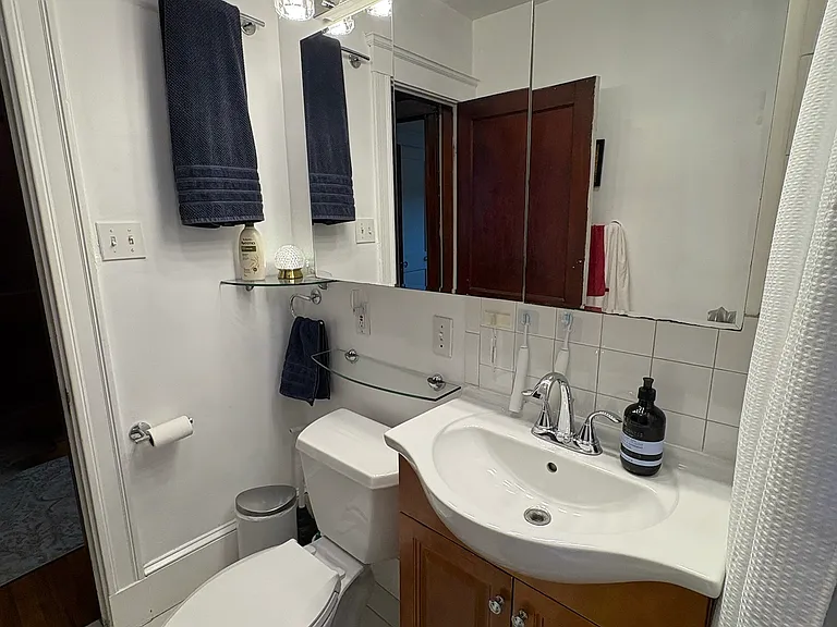 17 Sunset St #2 — Photo 10