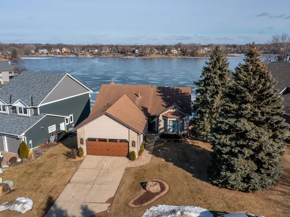 15940 Hyland Pointe Ct, Apple Valley, MN 55124