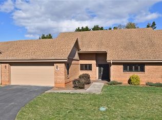 132 Willowbrook Pl, Bermuda Run, NC 27006