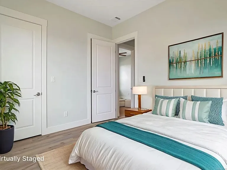 223 Vaughn Ln — Photo 13