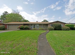 1054 Carlotta Rd W, Jacksonville, FL 32211