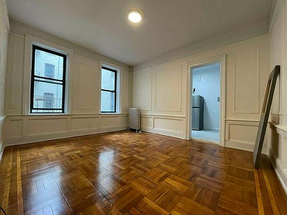 4th image of 30-64 34th St #D3