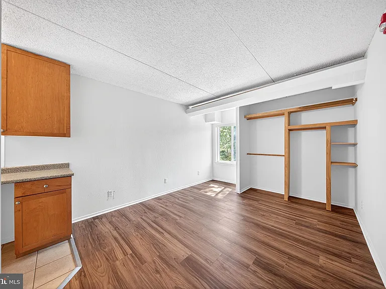 60 S Van Dorn St #413 — Photo 13