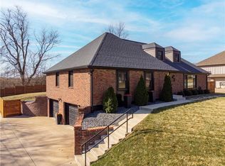 17905 E Cheyenne Dr, Independence, MO 64056
