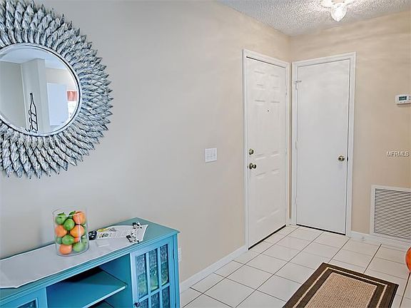 3rd image of 811 Las Cruces Ct