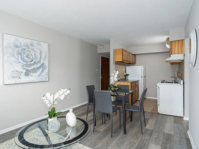 631 W Fisher Ave #B-8 — Photo 6