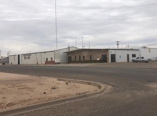 604 SW 2nd St, Seminole, TX 79360