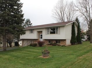 403 Spellman St, Mount Horeb, WI 53572