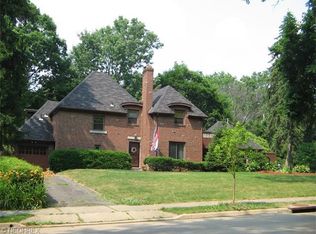 1967 Wiltshire Rd, Akron, OH 44313