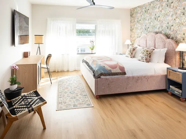 1200 Ocean Dr, Miami Beach, FL