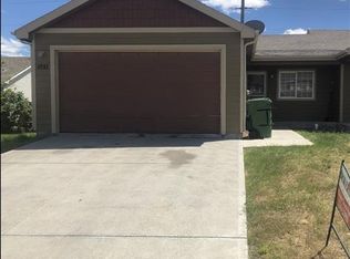 1051 Meadow Ln, Douglas, WY 82633