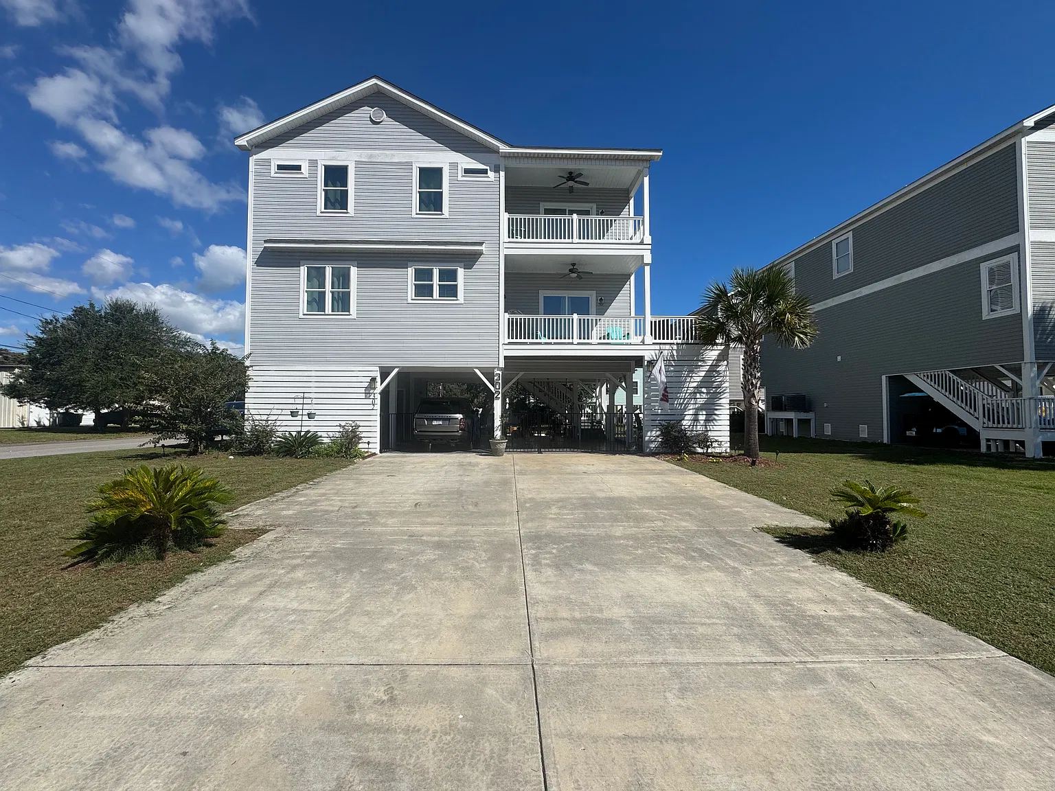 4 bed, 3.5 bath, 2000 sqft, $4,000 — Photo 2