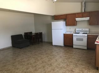 19624 El Rivino Rd, Riverside, CA 92509