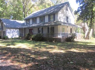 7873 Hickory Woods Ln, Gloucester, VA 23061