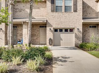 8823 Little Cormorant Ln, Navarre, FL 32566