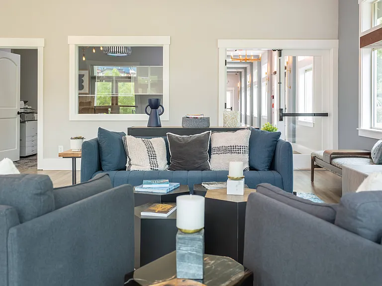 Vue Issaquah — Photo 50