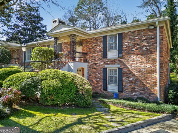 360 Vista Cir APT B, Macon, GA 31204