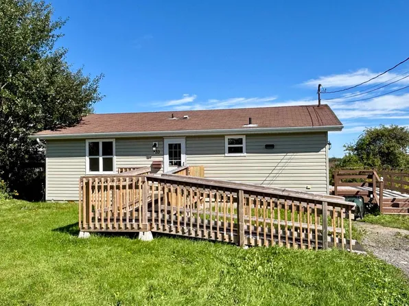 33 Lorway St, Glace Bay, NS B1A 5Z5
