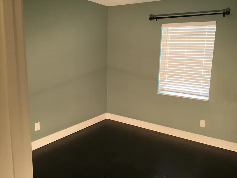 912 SE Dolphin Dr — Photo 7