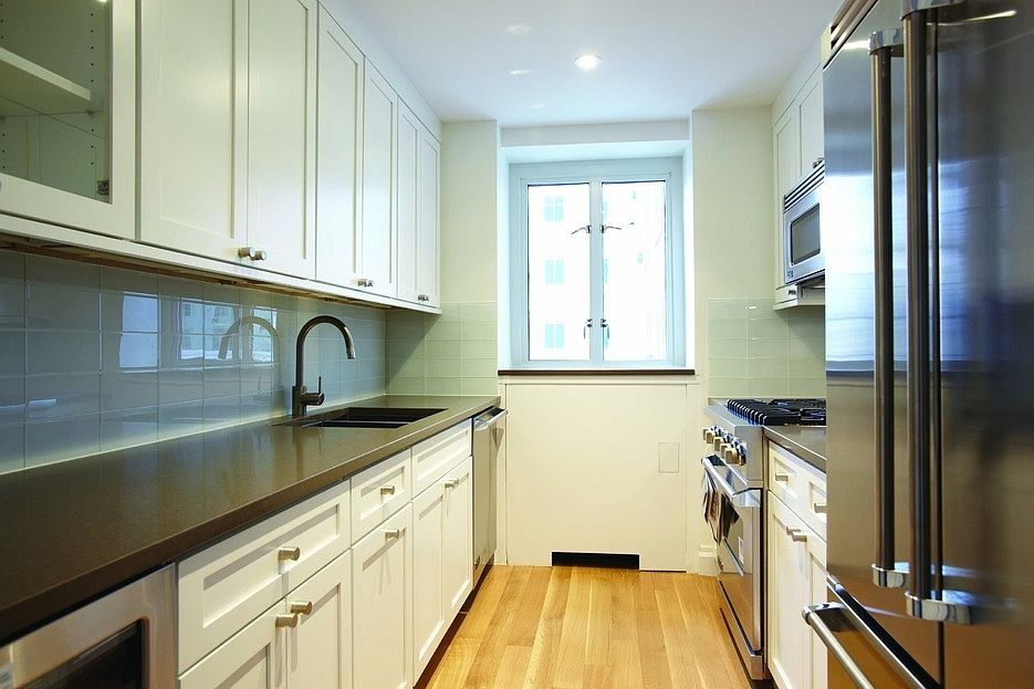 1st image of 200 E 66th St APT D706