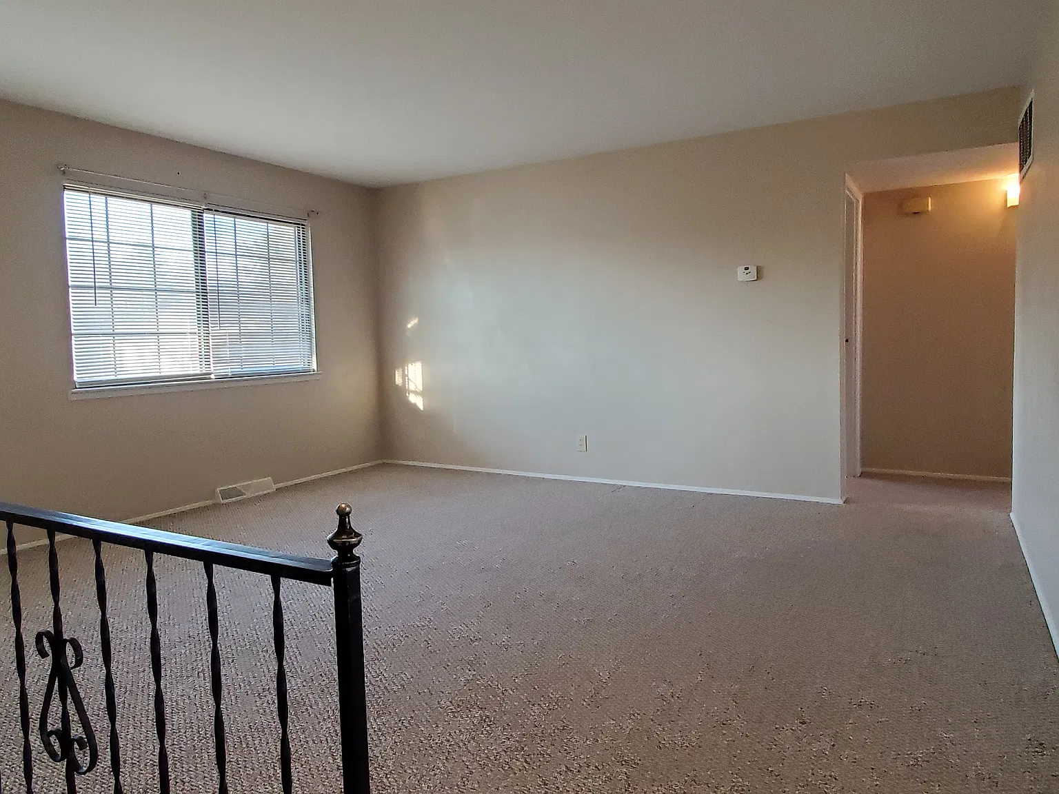 2 bed, 975 sqft, $875 — Photo 3