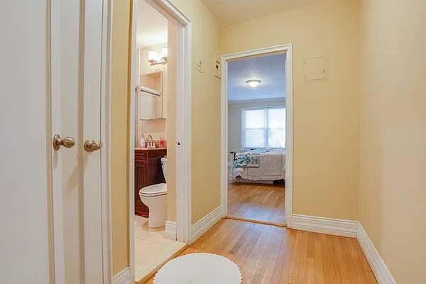 Sold by Keller Williams Realty Landmark | media 25