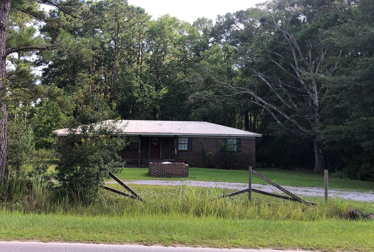 3898 County Highway 280a, Defuniak Springs, FL 32435 | Zillow