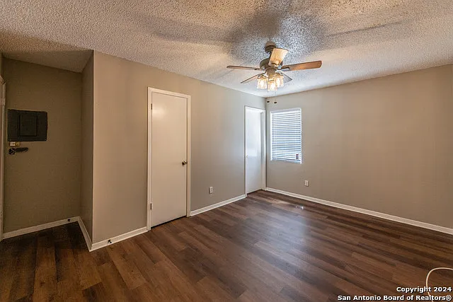 554 Dukeway #1 — Photo 21