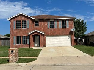 811 Encino Dr, Arlington, TX 76001