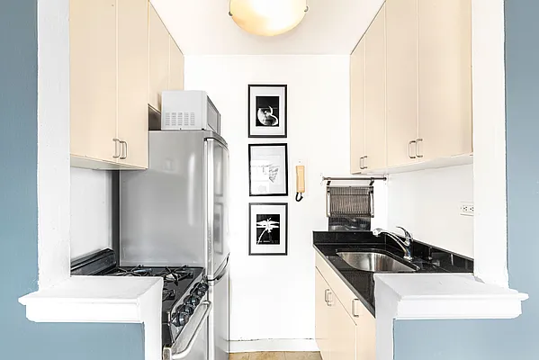 Sold by Berkshire Hathaway HomeServices New York Properties | media 4