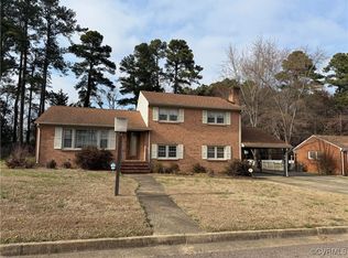 108 Hampton Dr, Colonial Heights, VA 23834