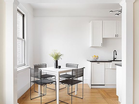 5th image of 30 5th Ave APT 16B