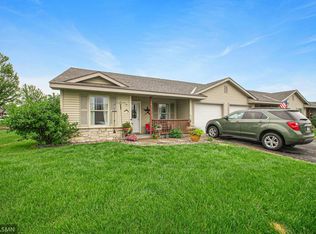 300 Cedar St UNIT 18, Baldwin, WI 54002