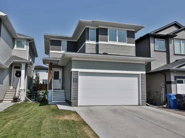 630 S Moonlight Ln W, Lethbridge, AB T1J 5M1