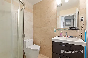 Rented by (Legacy) Elegran