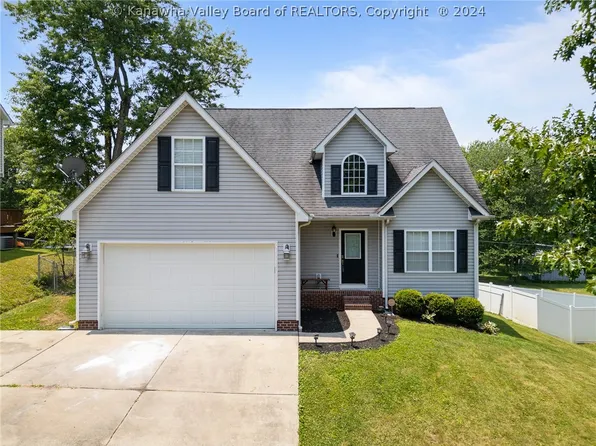 307 Tiger Ln, Scott Depot, WV 25560