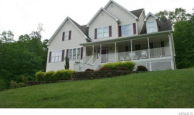 1st image of 31 Karen Dr