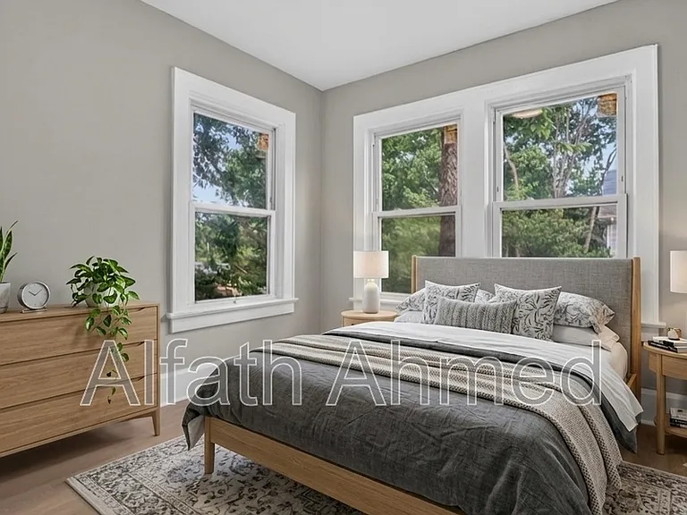 1770 Kent St — Photo 9
