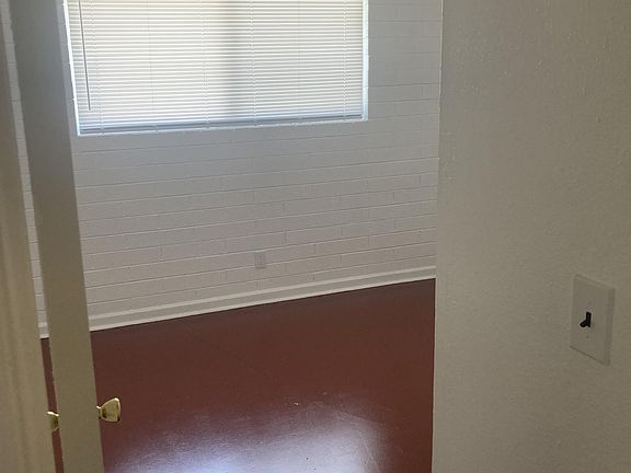 5th image of 1004 E Copper St #10925358