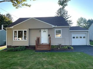 112 Whitmore Rd, North Syracuse, NY 13212