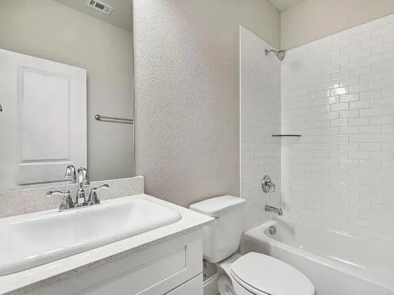207 Suma Dr — Photo 31