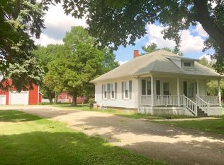 43W450 Prairie St, Sugar Grove, IL 60554