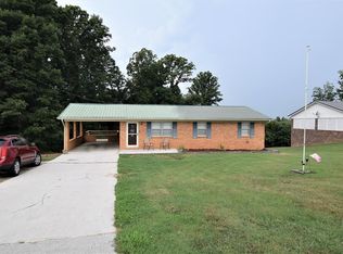 743 NW Wooddale Rd, Morristown, TN 37814