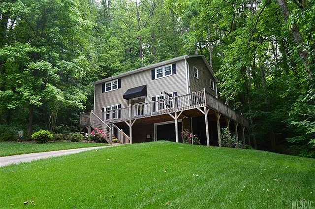 1st image of 811 Chesterfield Cres